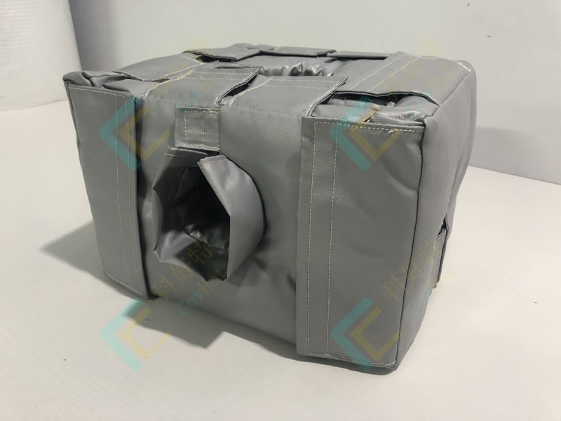 可拆卸式<a href=http://m.star-car.cn/e/tags/?tagname=%E4%BF%9D%E6%B8%A9%E5%A5%97 target=_blank class=infotextkey>保溫套</a>