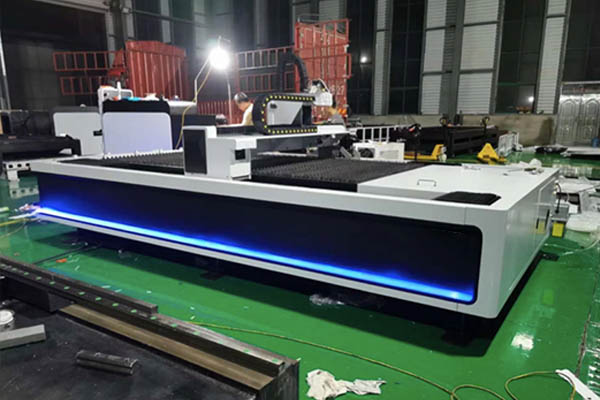 激光切割機(jī)橫梁配件鋁合金型材 激光切割機(jī)橫梁配件鋁合金型材