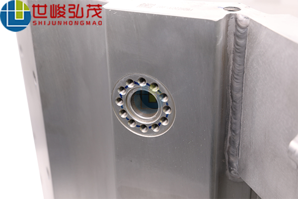 新能源汽車電機外殼鋁型材2